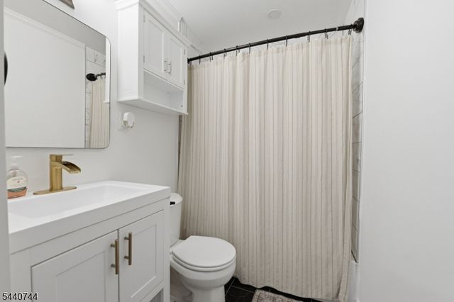 83 Rutan Rd, Belleville Twp., NJ 07109