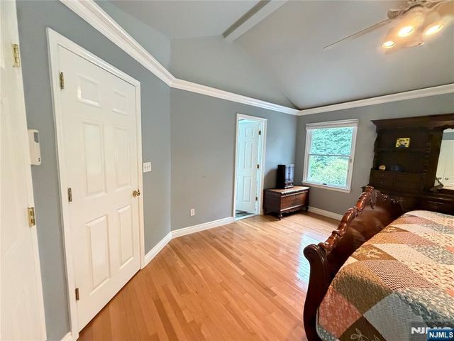 28 Sunrise Drive, Montvale, NJ 07645