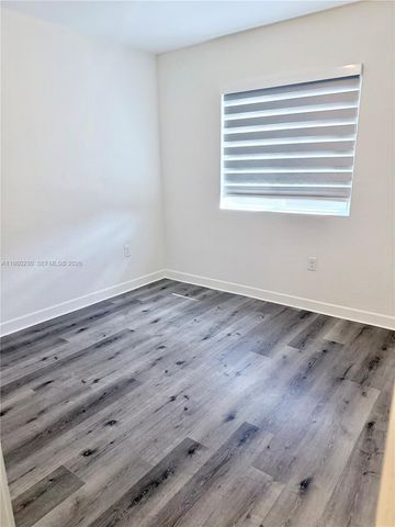 2418 SE 10th Court, Homestead, FL 33035