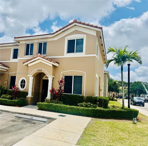 2418 SE 10th Court, Homestead, FL 33035
