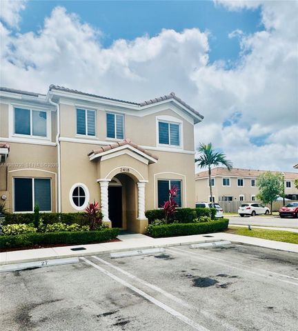 2418 SE 10th Court, Homestead, FL 33035