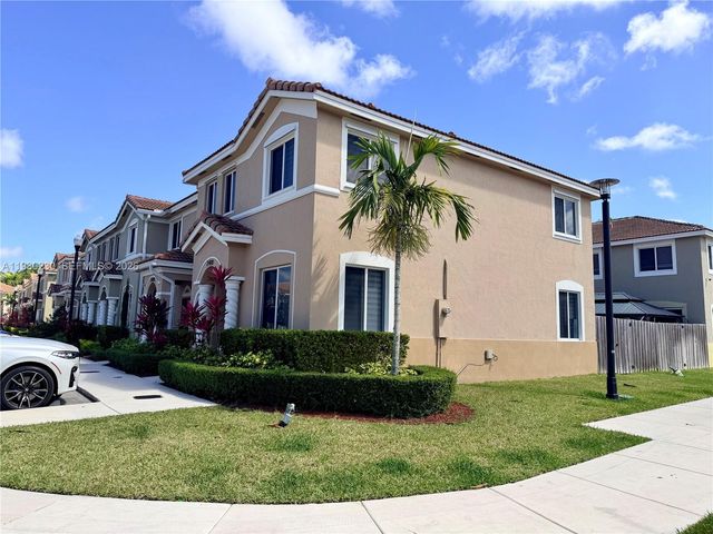 2418 SE 10th Court, Homestead, FL 33035
