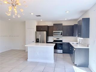 2418 SE 10th Court, Homestead, FL 33035