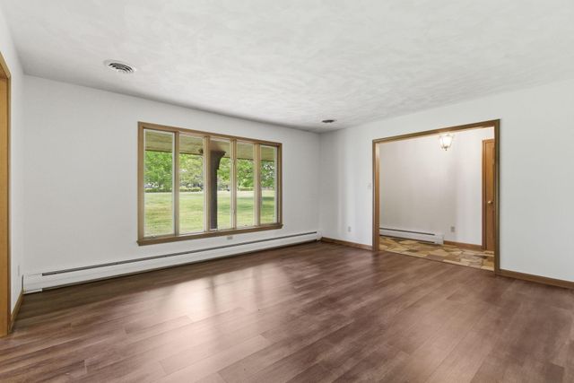 431 N Farm Road 205, Springfield, MO 65802