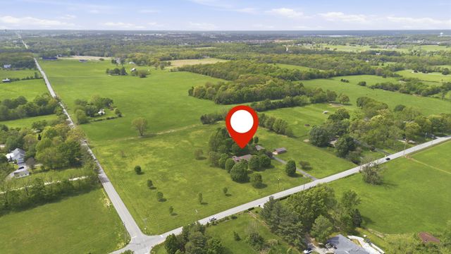 431 N Farm Road 205, Springfield, MO 65802