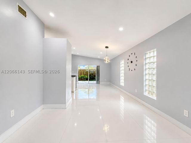 9720 SW 164th Ave, Miami, FL 33196