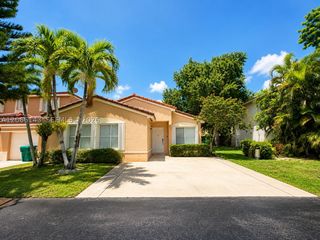 9720 SW 164th Ave, Miami, FL 33196