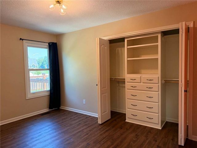 7912 NE 111th Street, Kansas City, MO 64157