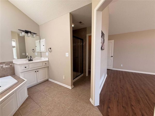 7912 NE 111th Street, Kansas City, MO 64157