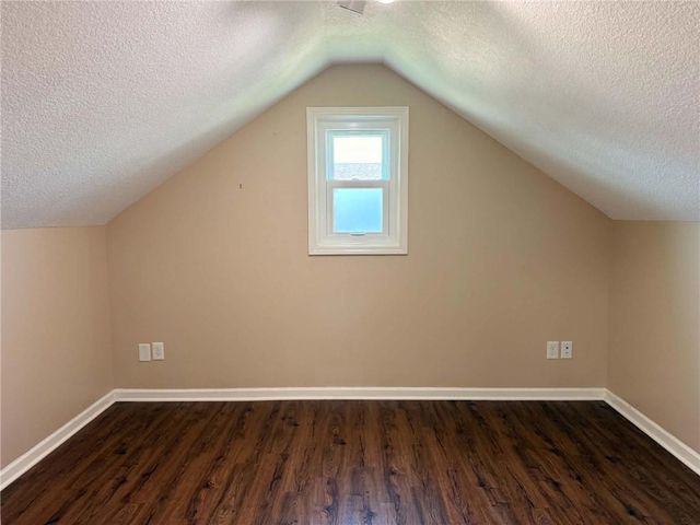 7912 NE 111th Street, Kansas City, MO 64157