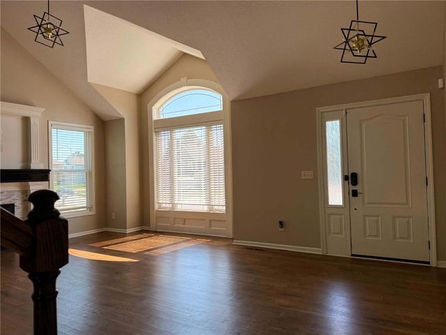 7912 NE 111th Street, Kansas City, MO 64157