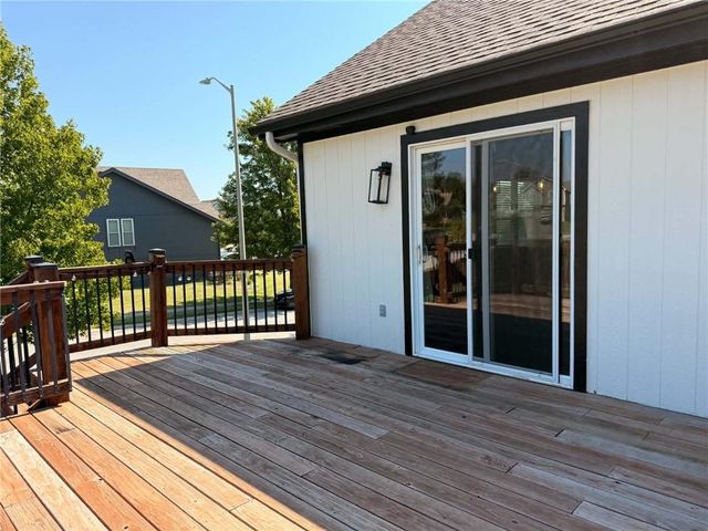 7912 NE 111th Street, Kansas City, MO 64157