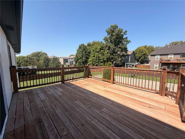 7912 NE 111th Street, Kansas City, MO 64157
