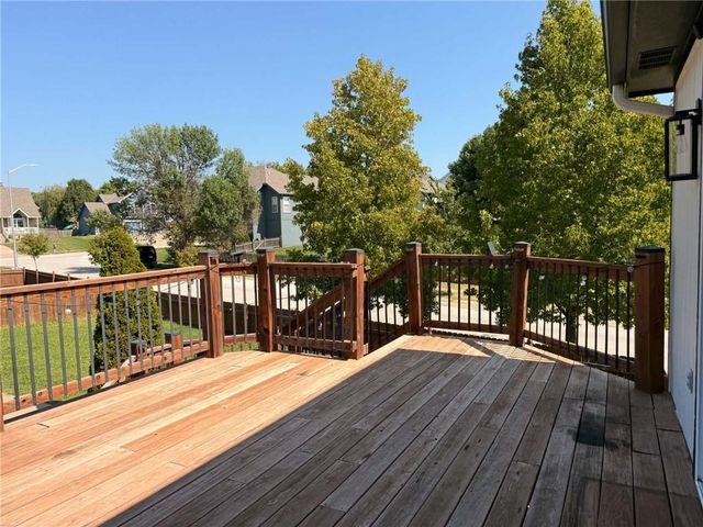7912 NE 111th Street, Kansas City, MO 64157