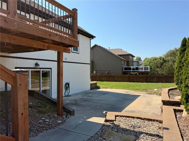 7912 NE 111th Street, Kansas City, MO 64157