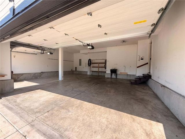 7912 NE 111th Street, Kansas City, MO 64157