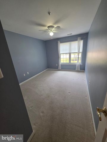 2029 WINDSONG DR #1B, Hagerstown, MD 21740