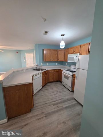 2029 WINDSONG DR #1B, Hagerstown, MD 21740