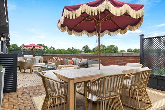 30 Lake PH 404, Call Listing Agent, NY 12866