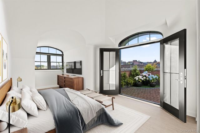 30 Lake PH 404, Call Listing Agent, NY 12866