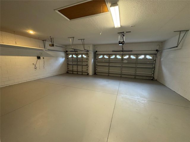 1042 SPINNING WHEEL DRIVE, Apopka, FL 32712