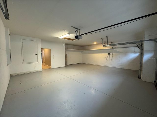 1042 SPINNING WHEEL DRIVE, Apopka, FL 32712