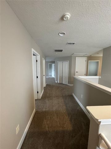 1042 SPINNING WHEEL DRIVE, Apopka, FL 32712