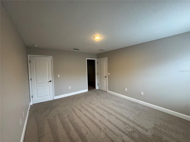 1042 SPINNING WHEEL DRIVE, Apopka, FL 32712