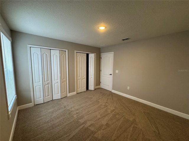 1042 SPINNING WHEEL DRIVE, Apopka, FL 32712