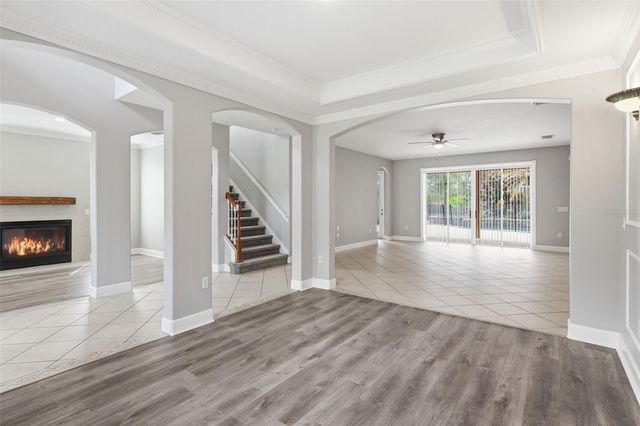 1042 SPINNING WHEEL DRIVE, Apopka, FL 32712