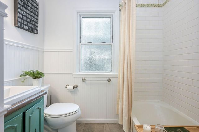 2330 Roosevelt Street NE, Minneapolis, MN 55418