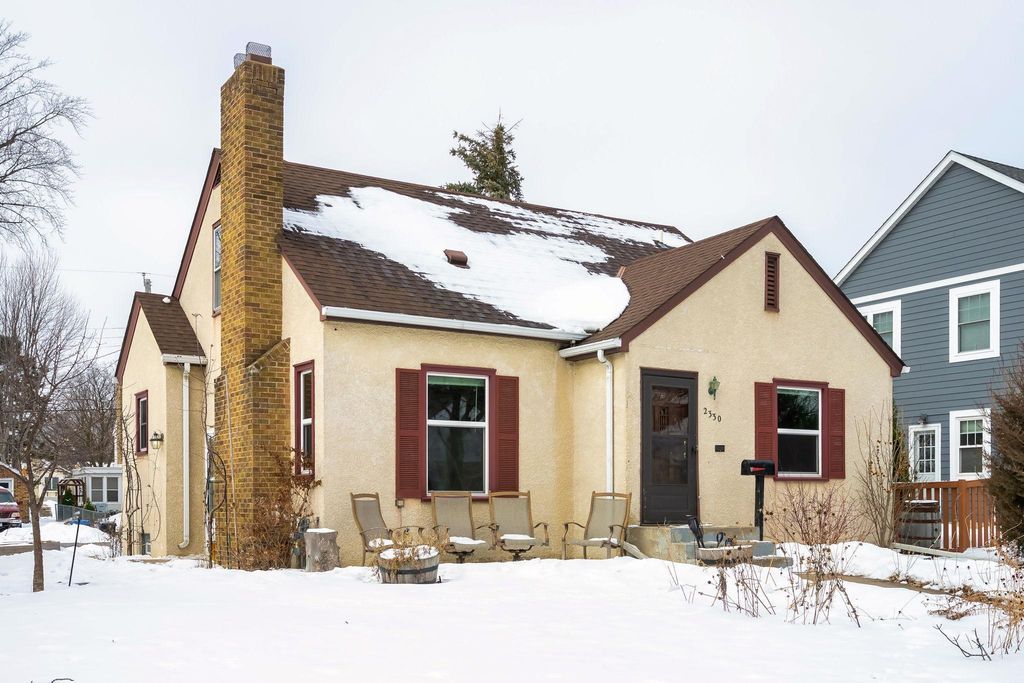 2330 Roosevelt Street NE, Minneapolis, MN 55418