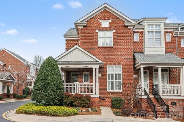 4921 South Hill View Drive, Charlotte, NC 28210