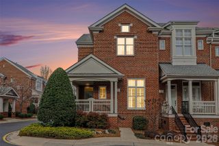 4921 South Hill View Drive, Charlotte, NC 28210
