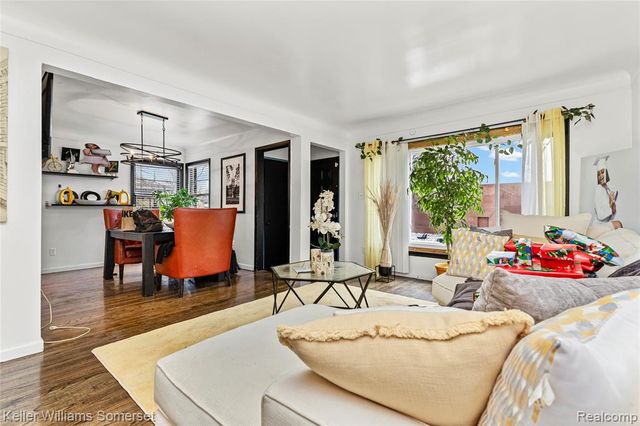 14938 Oakfield Street, Detroit, MI 48227