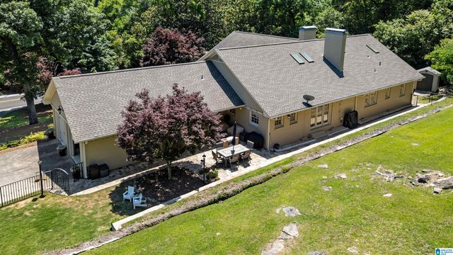 3204 N WOODRIDGE ROAD, Mountain Brook, AL 35223