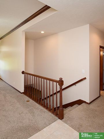 10418 Spyglass Drive, Omaha, NE 68136