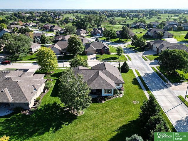 10418 Spyglass Drive, Omaha, NE 68136