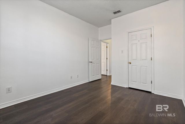 1263 E Smithfield Road, Mobile, AL 36695