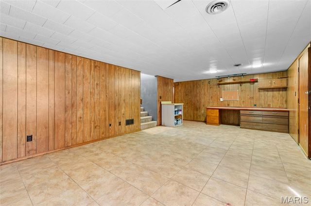 38 W Woodland Drive, East Alton, IL 62024