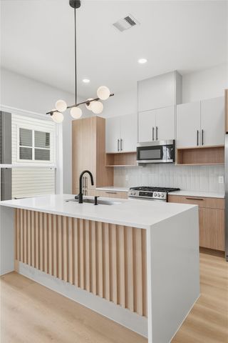 2953 Delafield Street, Houston, TX 77023