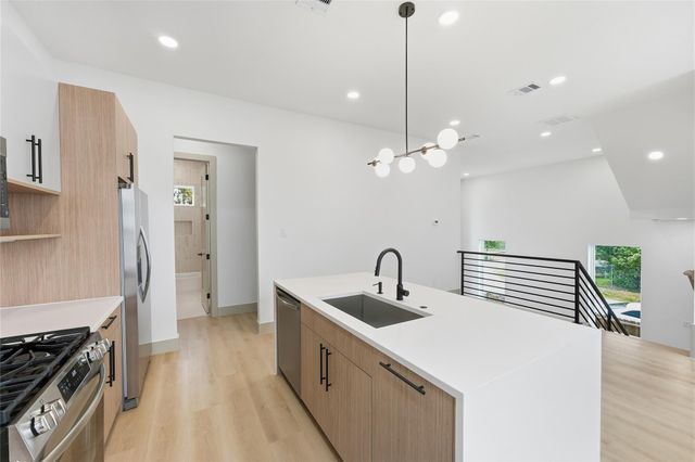 2953 Delafield Street, Houston, TX 77023
