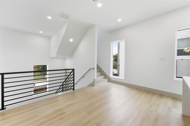 2953 Delafield Street, Houston, TX 77023