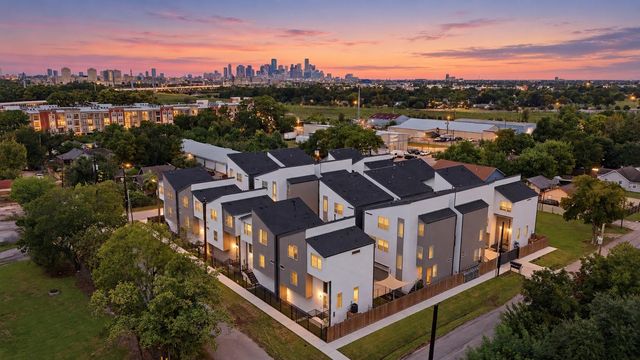 2953 Delafield Street, Houston, TX 77023
