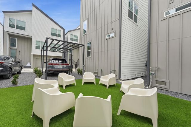 2953 Delafield Street, Houston, TX 77023