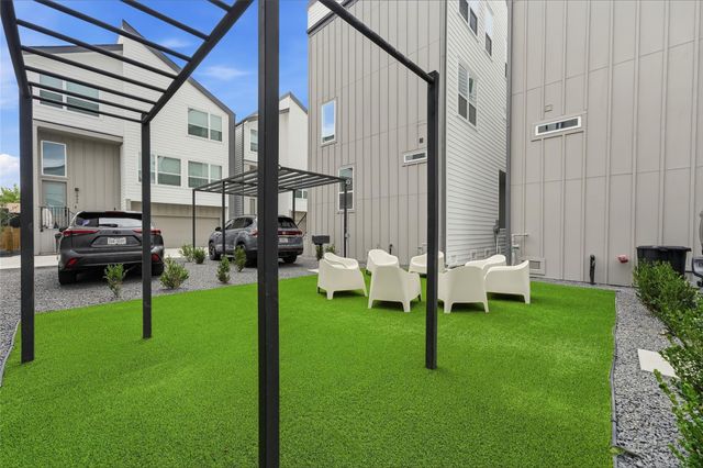 2953 Delafield Street, Houston, TX 77023