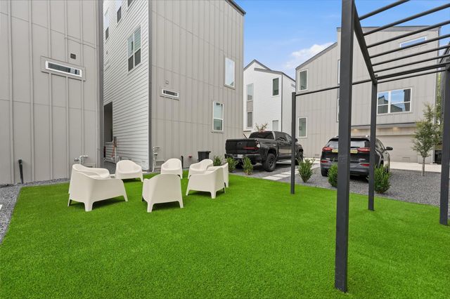2953 Delafield Street, Houston, TX 77023