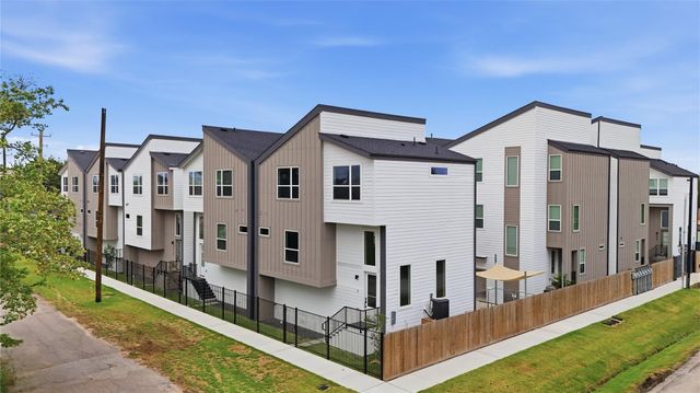 2953 Delafield Street, Houston, TX 77023