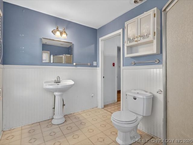 406 W Ironman Avenue, Nowata, OK 74048