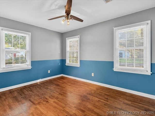 406 W Ironman Avenue, Nowata, OK 74048